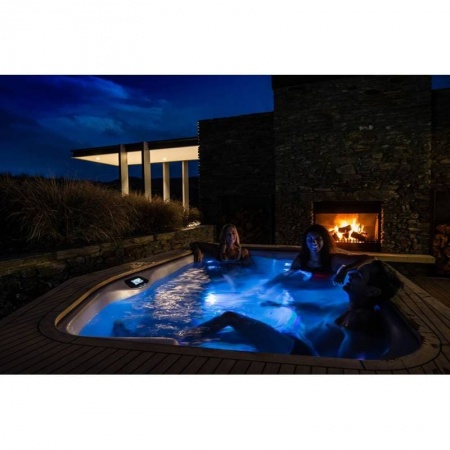 Гидромассажный cпа-бассейн Vortex Spas Ikon Гидромассажный cпа-бассейн Vortex Spas Ikon