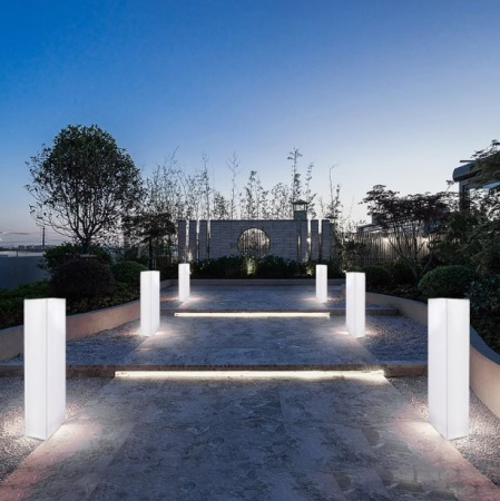 Светильник Колонна 30х45  питание от АКБ, RGB Светильник Колонна 30х45  питание от АКБ, RGB