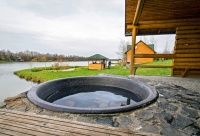 Чугунный банный чан для купания. Вместимость от 8 до 10 человек Чугунный банный чан для купания. Вместимость от 8 до 10 человек